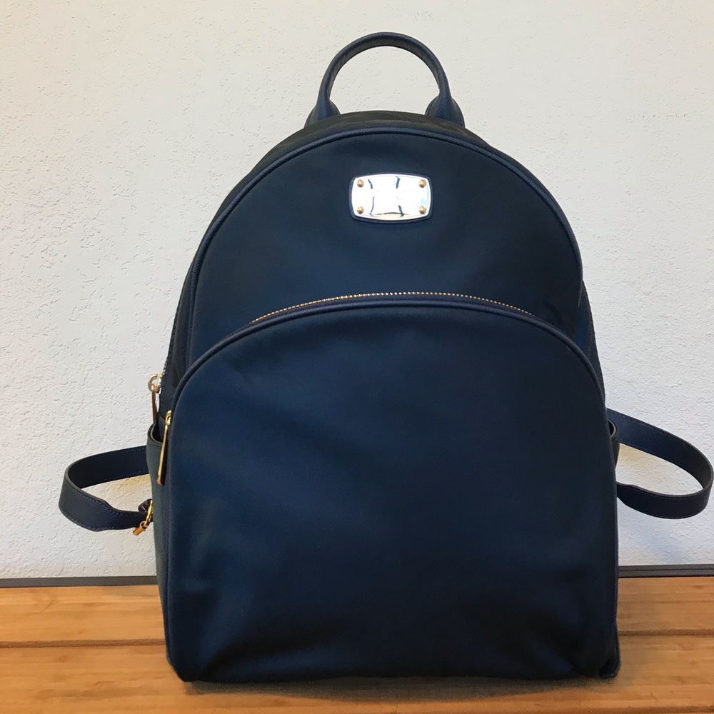 Authentic Michael Kors backpack 🎒